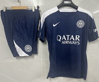 Ensemble training Inter Milan 2025/26 bleu blanc