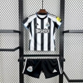 Maillot de football enfant Newcastle domicile 2025-2026 noir blanc