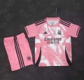 Maillot édition-spéciale enfant Real Madrid 2025-2026 rose