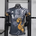 Maillot édition-spéciale Liverpool 2025-26 noir or
