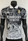 Maillot édition spéciale Real Madrid 2025/26 noir blanc