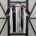 Maillot Juventus domicile 2025-2026 noir blanc