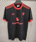Maillot Manchester United édition-spéciale 2025-2026 noir