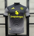Maillot pré-match Manchester United 2025-26 noir gris