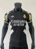 Maillot Real Madrid noir et Dore match 2025-2026