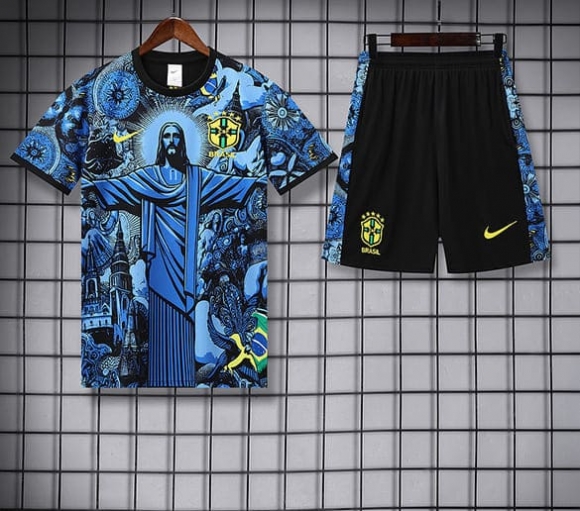 Maillot training édition spéciale Bresil+short bleu noir 2025-2026